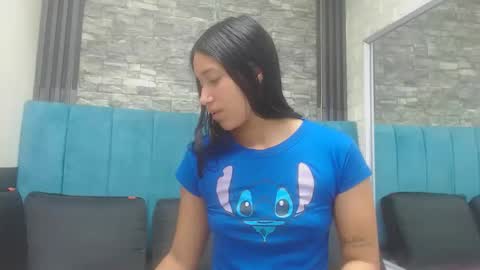 lil_rose2006 online show from 11-03-25, 09:43