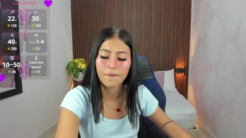 Snapshot of lil_star_ chatting on 02-11-25, 06:22 Star online show from 02-11-25, 06:22