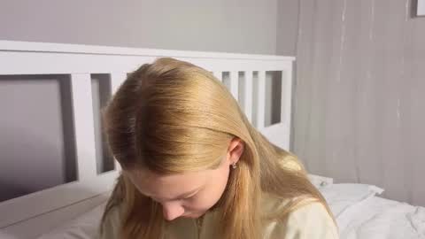 Emma online show from 02-28-26, 12:11