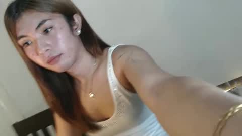 Snapshot of lil_tina_velvet chatting on 02-26-26, 11:31 online show from 02-26-26, 11:31