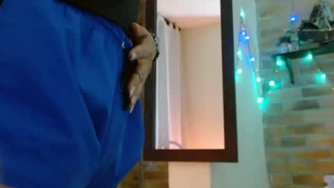 Snapshot of lilaa21 chatting on 12-01-24, 10:53 -Sunday-start 1730-1830 GMT online show from 12-01-24, 10:53