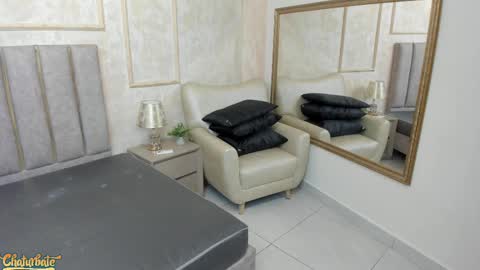 Snapshot of lilabeily chatting on 10-15-25, 07:36 lila bailey online show from 10-15-25, 07:36