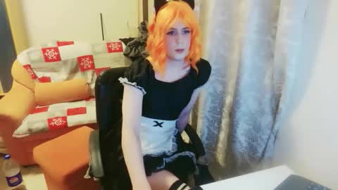 Snapshot of lilah_ts chatting on 10-23-25, 09:13 lilah_ts online show from 10-23-25, 09:13