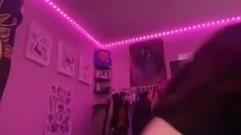 lilaloveslife online show from 03-23-26, 01:20