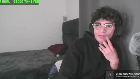 Snapshot of lilankore chatting on 01-28-25, 08:57 Yeh online show from 01-28-25, 08:57