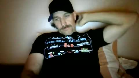 lildeer1980 online show from 10-04-25, 01:14