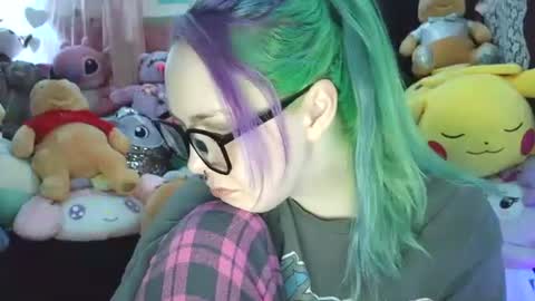 Snapshot of lilemmy1999 chatting on 03-05-25, 02:12 emily ryanson online show from 03-05-25, 02:12