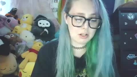 Snapshot of lilemmy1999 chatting on 09-22-25, 10:45 emily ryanson online show from 09-22-25, 10:45