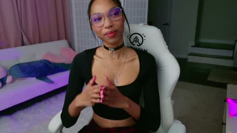 evie online show from 01-06-25, 02:48