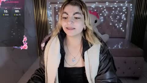 Lili online show from 11-13-25, 03:16