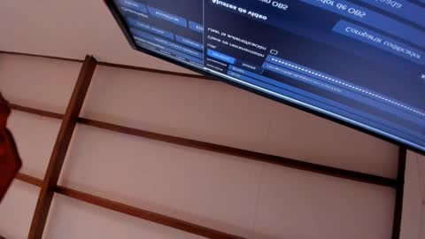 Lili online show from 10-19-25, 08:53