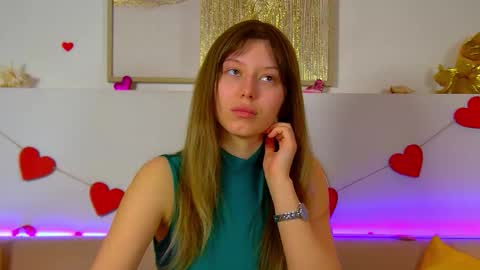 Mia online show from 02-17-26, 06:43