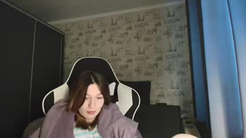 liliawoolf online show from 01-15-26, 07:57