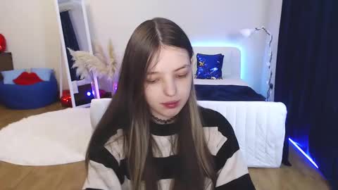 Lili Bakery online show from 12-09-24, 01:18