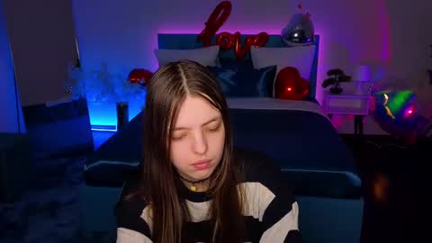 Lili Bakery online show from 02-22-25, 07:34