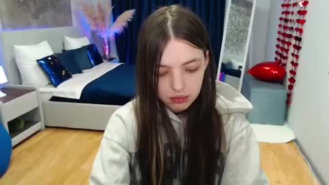 Lili Bakery online show from 02-24-25, 11:41