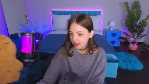 Lili Bakery online show from 10-17-25, 04:59