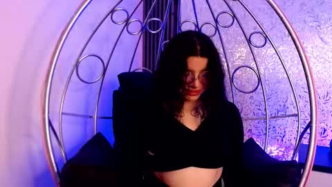  Lili  online show from 12-19-25, 03:57