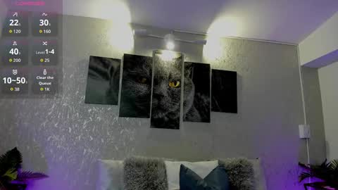 Lili Cooper online show from 10-14-25, 12:33