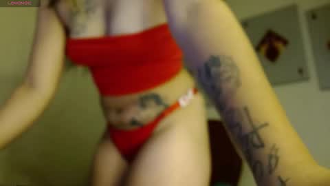 Simone 3 online show from 11-07-25, 04:12