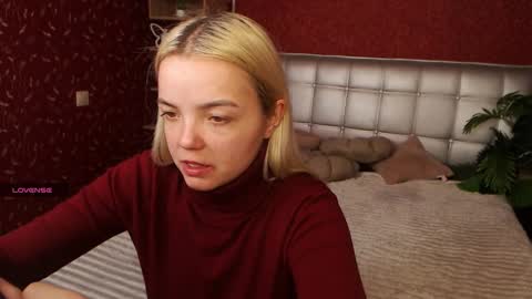 Snapshot of lilieanori chatting on 02-11-25, 10:50 Lilie online show from 02-11-25, 10:50