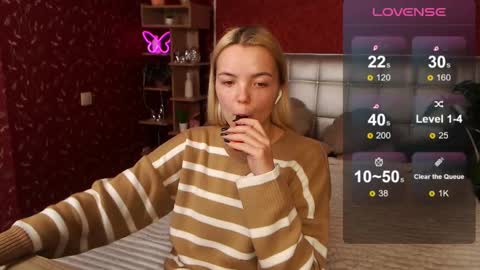 Snapshot of lilieanori chatting on 02-21-25, 11:21 Lilie online show from 02-21-25, 11:21