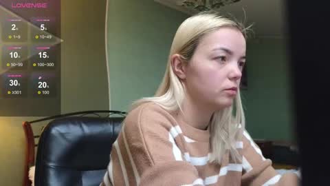 Snapshot of lilieanori chatting on 02-23-25, 08:28 Lilie online show from 02-23-25, 08:28