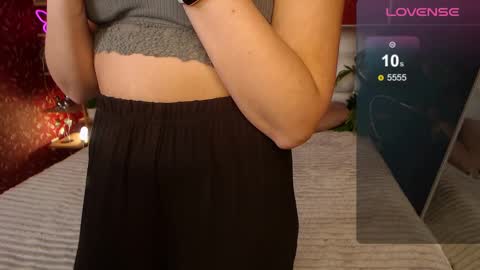 Snapshot of lilieanori chatting on 03-05-25, 10:54 Lilie online show from 03-05-25, 10:54