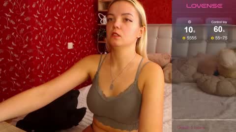 Snapshot of lilieanori chatting on 03-11-25, 10:51 Lilie online show from 03-11-25, 10:51