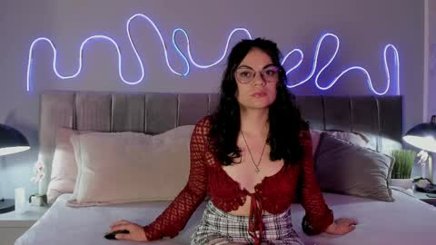 liliii_bend online show from 04-07-26, 07:58