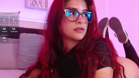 Lilith Savett online show from 01-25-25, 03:09