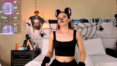 LilyJensen online show from 10-21-25, 06:41