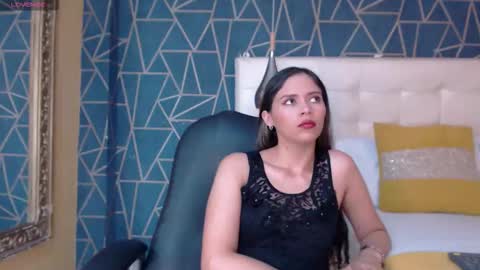 LilyJensen online show from 12-14-25, 05:18