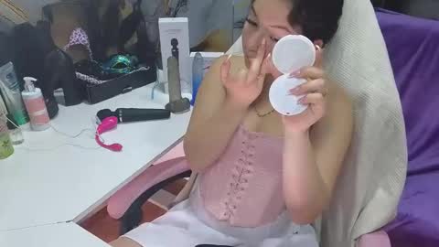 lilimini online show from 10-21-25, 07:47