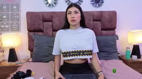 Snapshot of liliopal chatting on 02-17-26, 12:23 Lilia online show from 02-17-26, 12:23