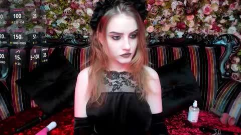 lilit_el_ online show from 10-19-25, 10:54