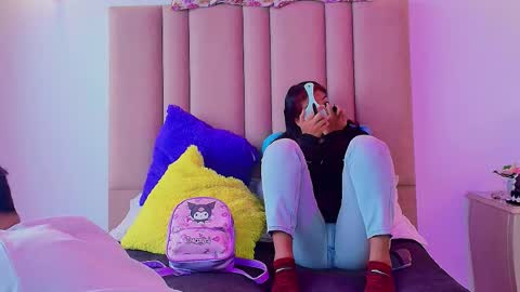 lilith_and_draven online show from 10-25-25, 02:24