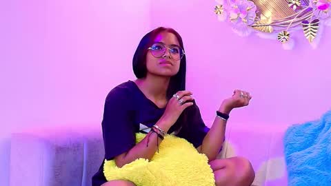 lilith_and_draven online show from 11-04-25, 09:25