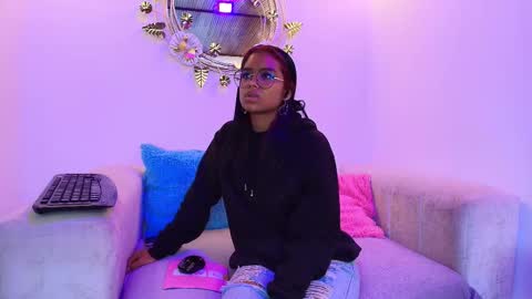 lilith_and_draven online show from 11-05-25, 08:42