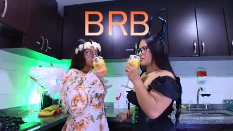 Lilith and Khloe  online show from 11-02-25, 11:34