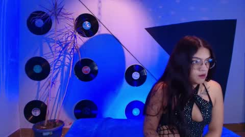 Lilith and Khloe  online show from 01-09-26, 11:13