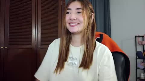 Lilith online show from 10-24-25, 04:31