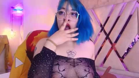   online show from 10-04-25, 08:18