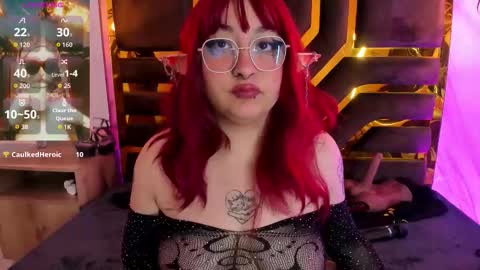 Snapshot of lilith_curvy chatting on 11-18-25, 08:57 online show from 11-18-25, 08:57