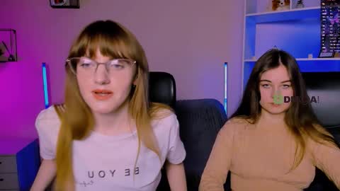 Snapshot of lilith_diva chatting on 11-19-25, 08:31 lilith_diva online show from 11-19-25, 08:31