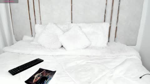 lilith_dry online show from 10-14-25, 02:51