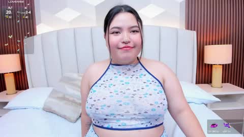 Ashley  online show from 01-21-25, 01:29