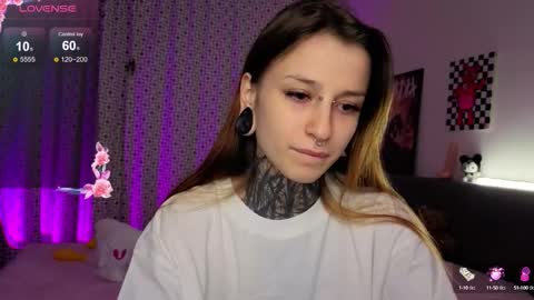 lilith_poison online show from 10-12-25, 06:07