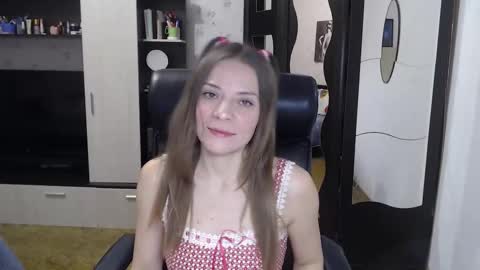 lilith small21 online show from 01-14-26, 09:15