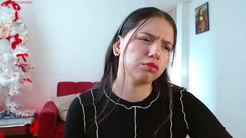 Abril  online show from 12-20-25, 12:23